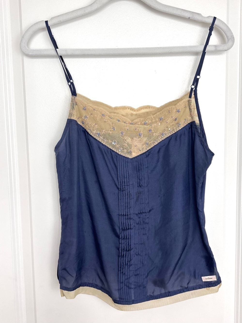 Vintage Hollister 100% Silk Lace Trim Camisole Y2K Coquette Lingerie Style Top